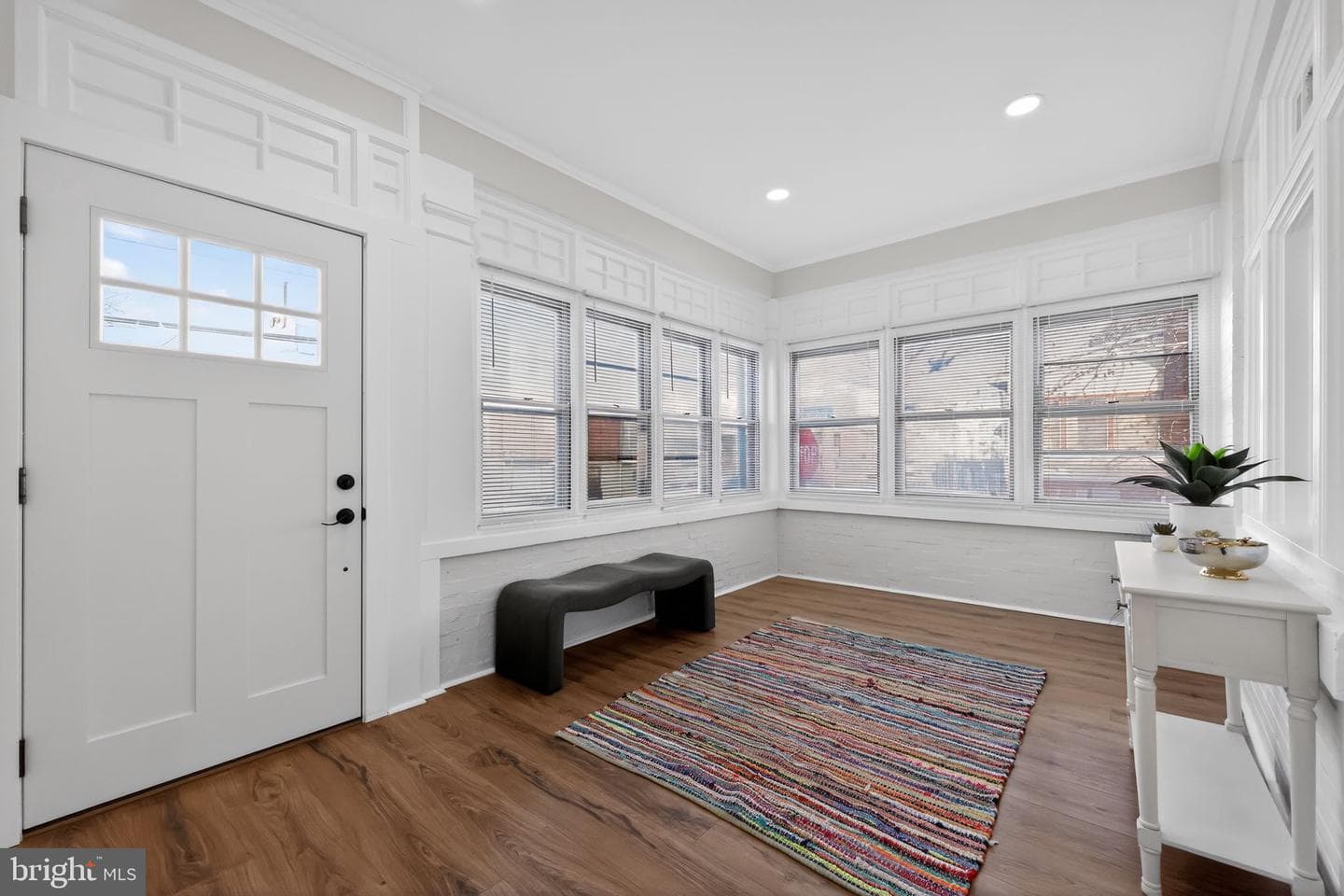 935 S 59th Street photo 4