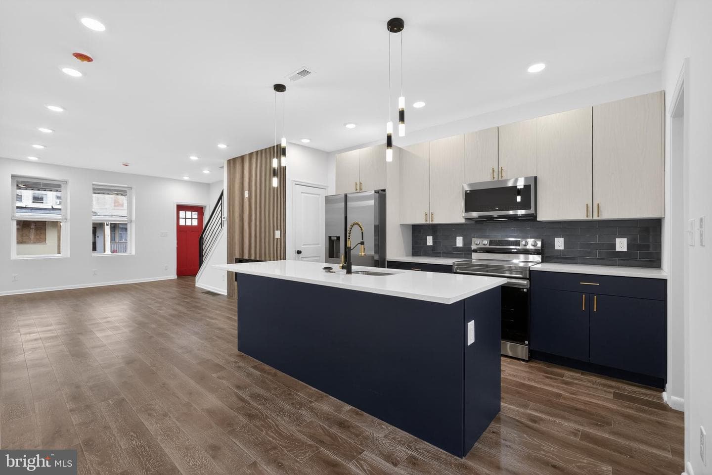 113 N 55th photo 11