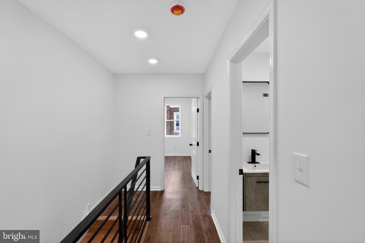 113 N 55th photo 19