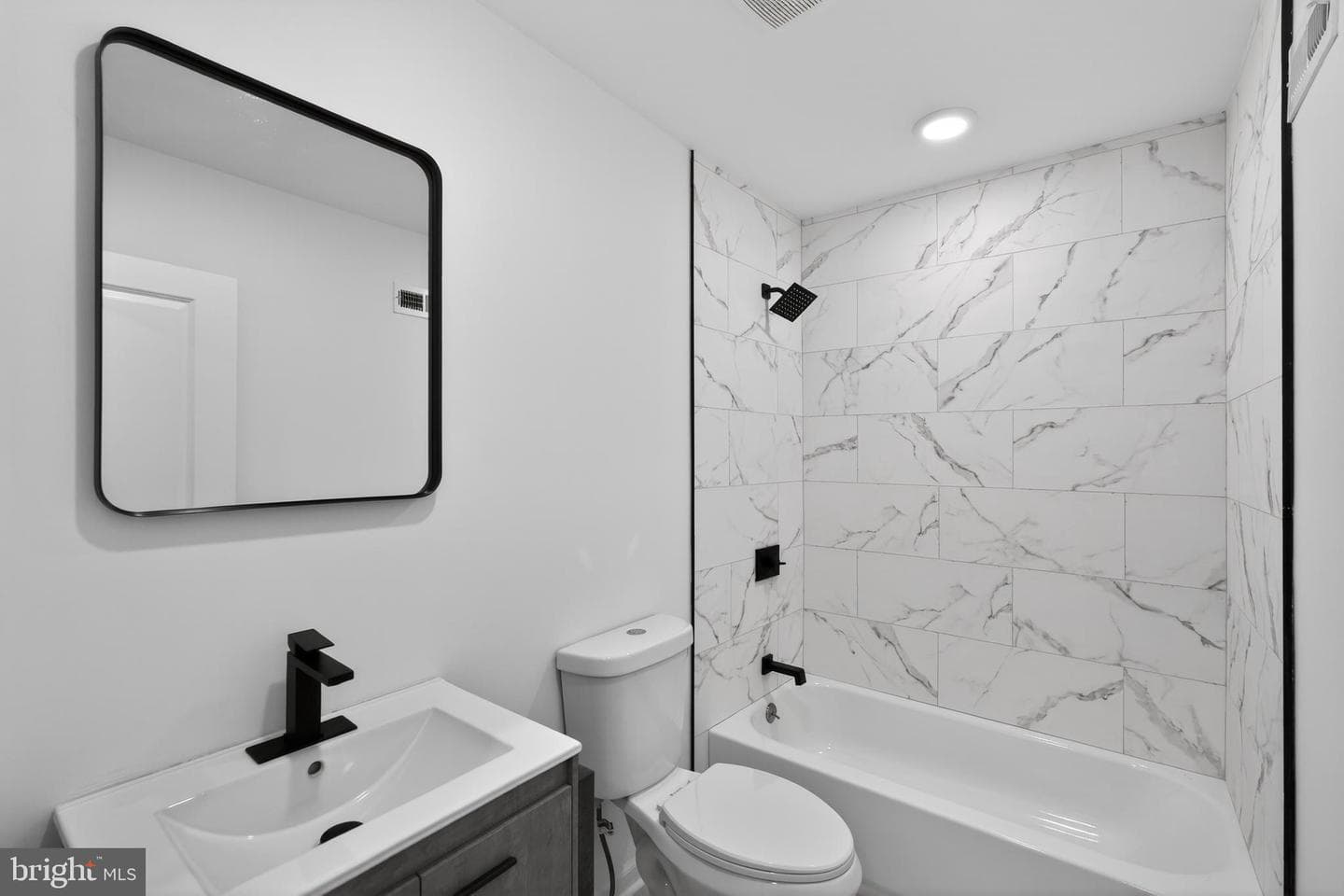 113 N 55th photo 20