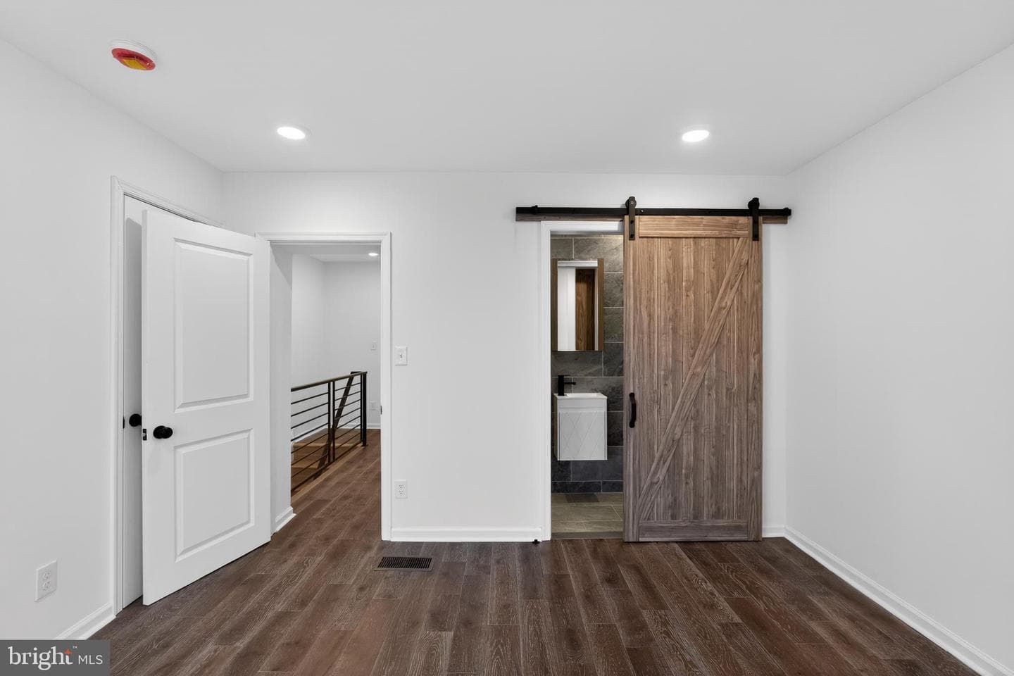 113 N 55th photo 24
