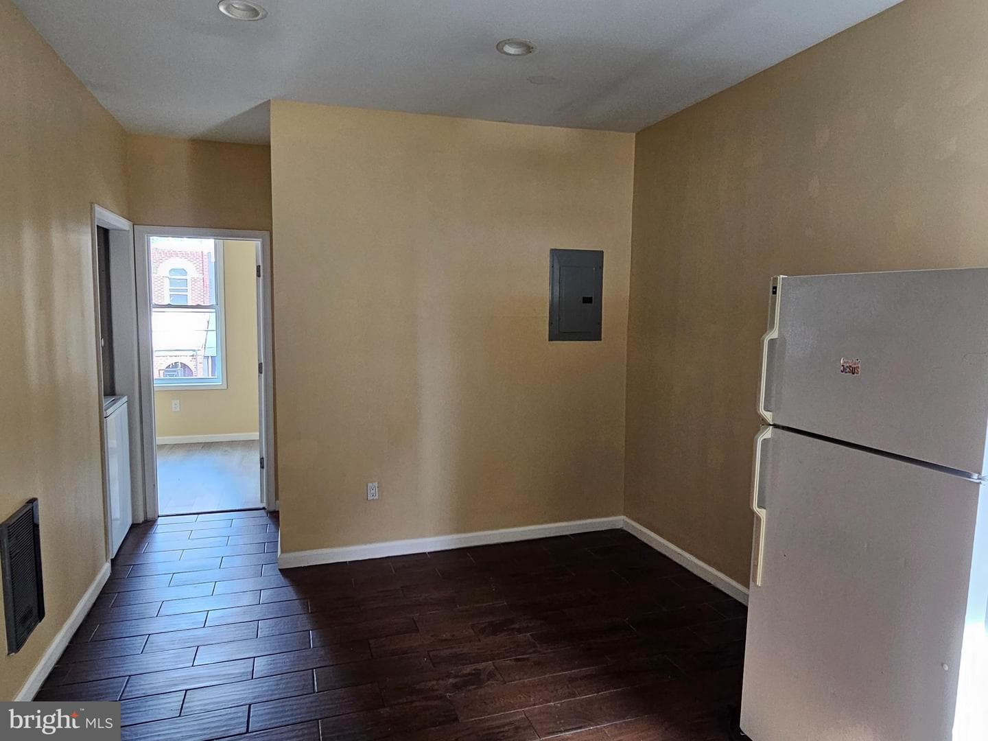 522 W Westmoreland Street photo 30