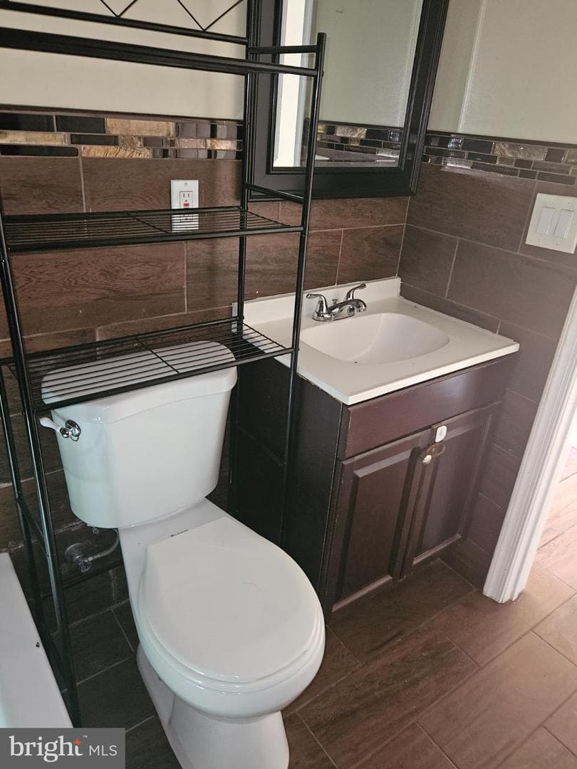 522 W Westmoreland Street photo 36
