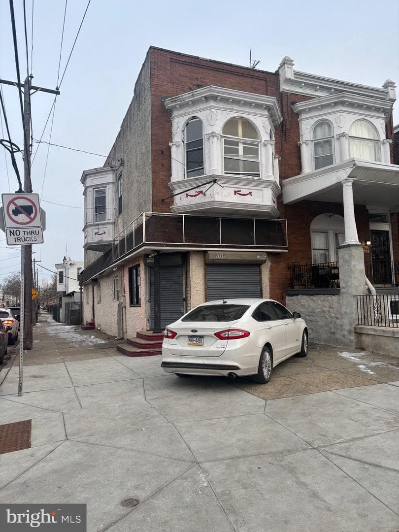 4745 A Street photo 1