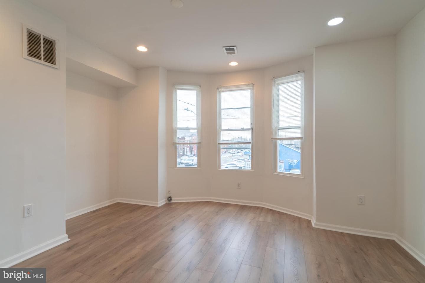 1631 S 22nd Street photo 21