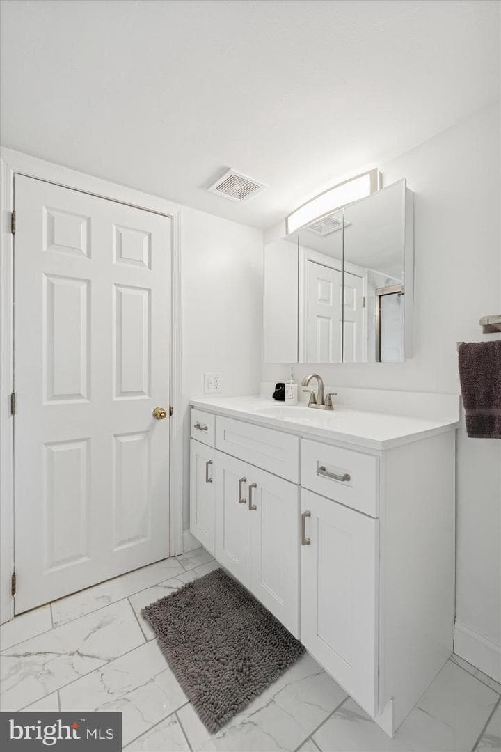4446 Silverwood Street photo 13
