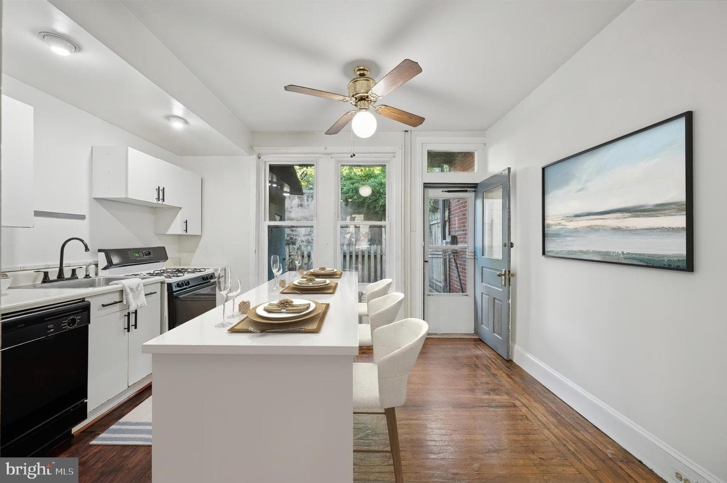 3667 Eveline Street photo 13