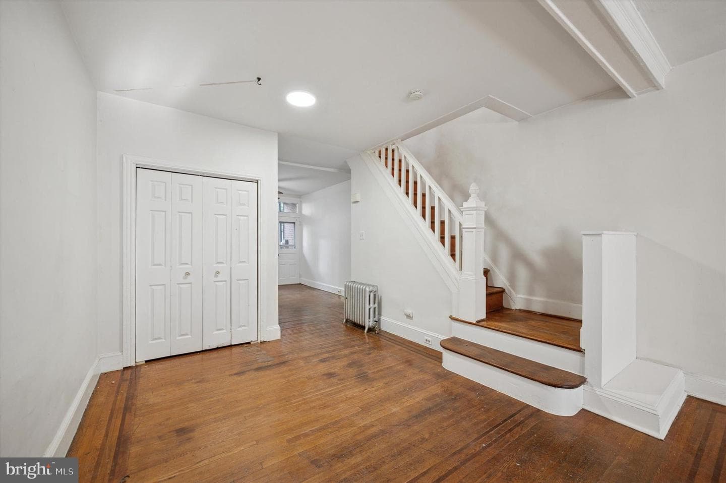 3667 Eveline Street photo 6