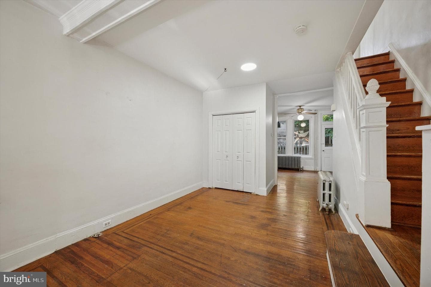 3667 Eveline Street photo 7