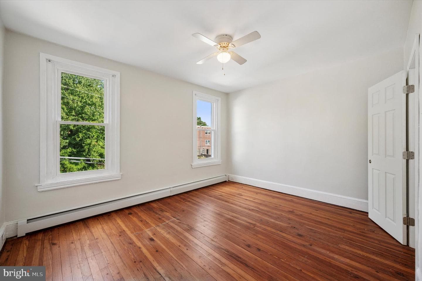 610 Martin Street photo 17