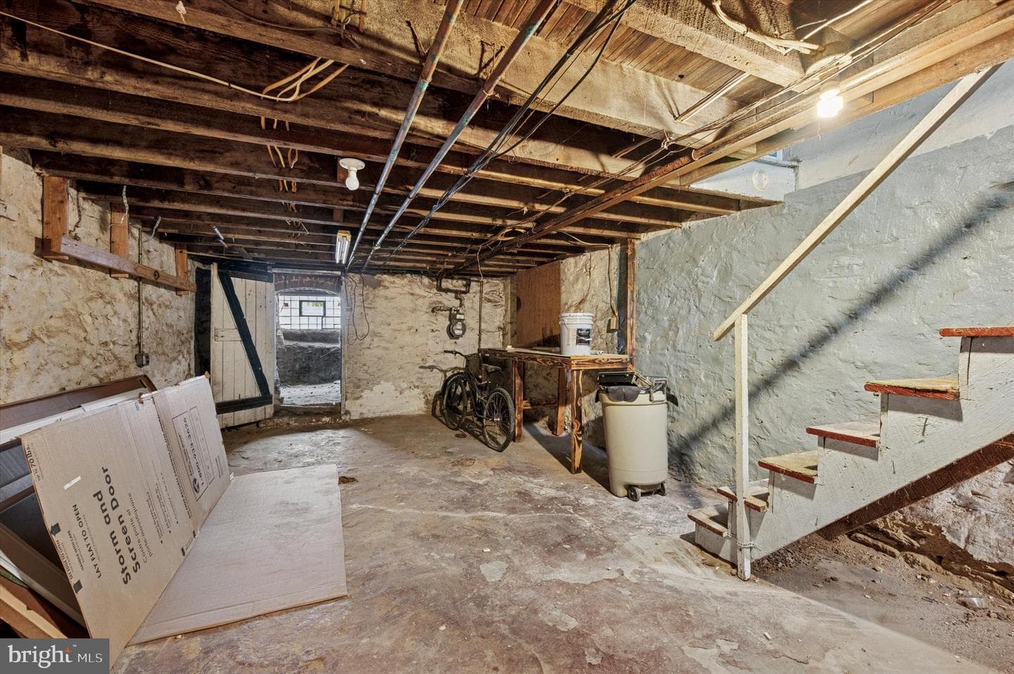 610 Martin Street photo 21