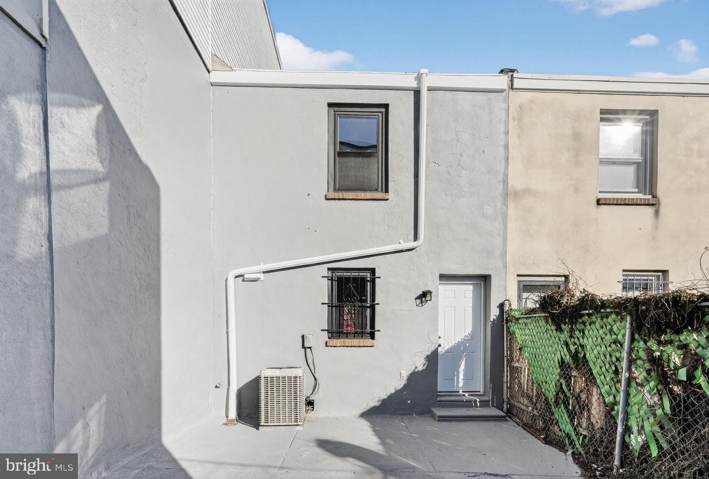 1704 Wharton Street photo 29