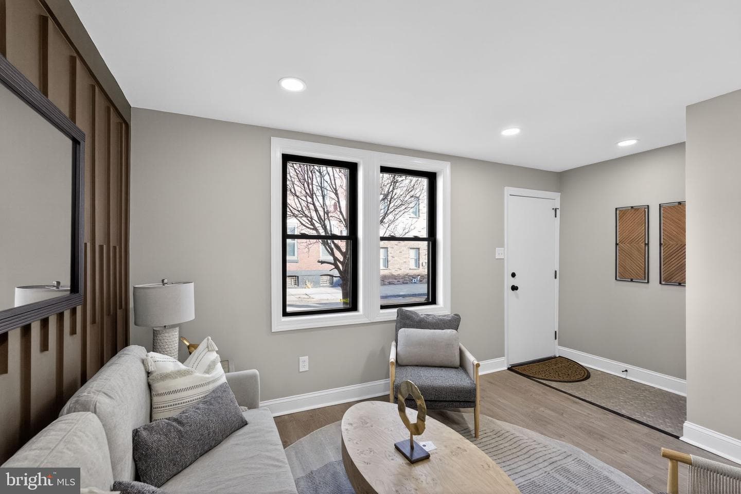 1704 Wharton Street photo 4