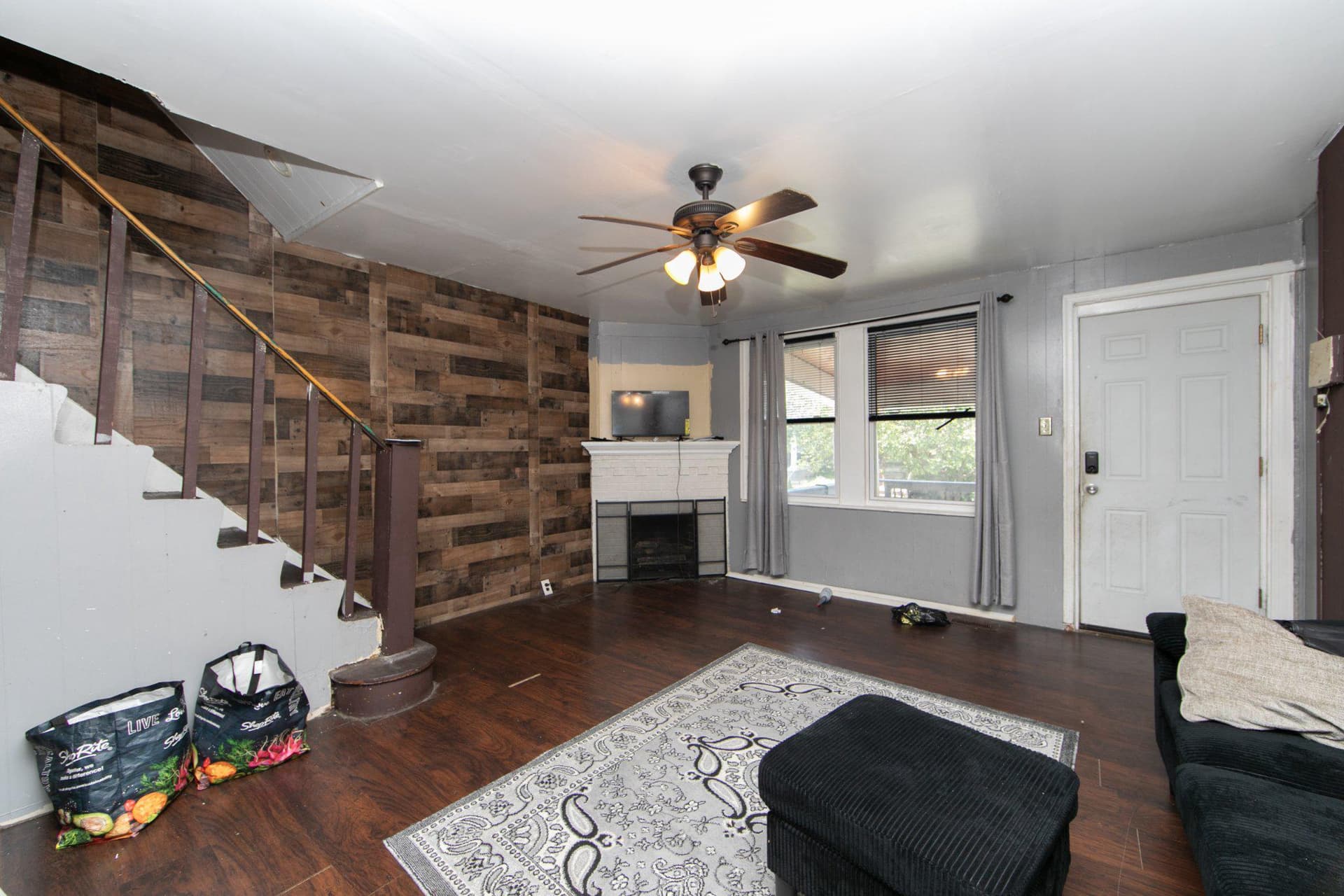 4539 Fernhill Road photo 6