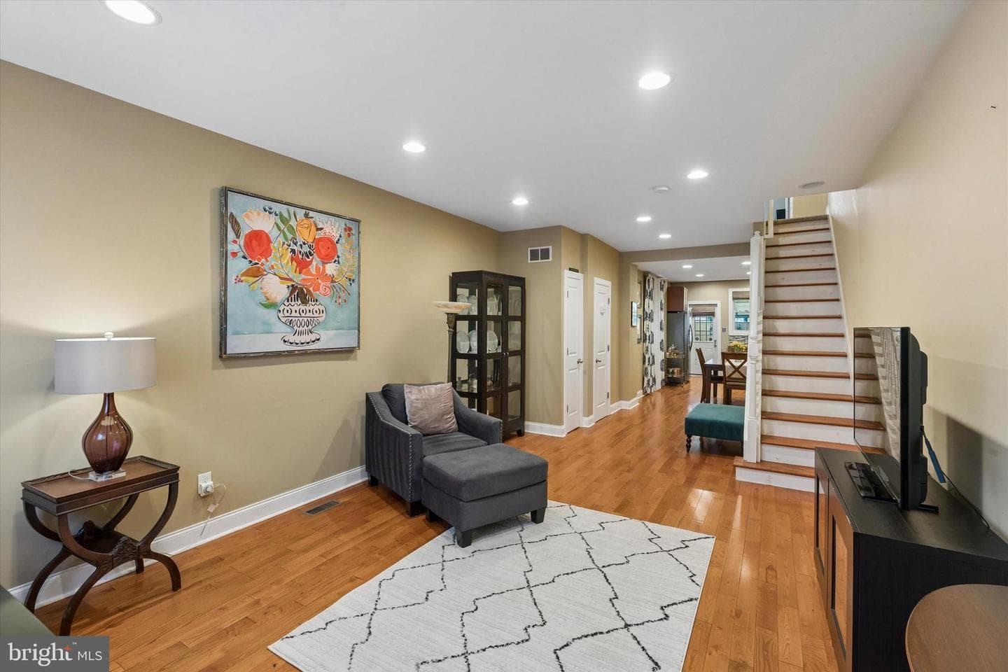 912 Jackson Street photo 2