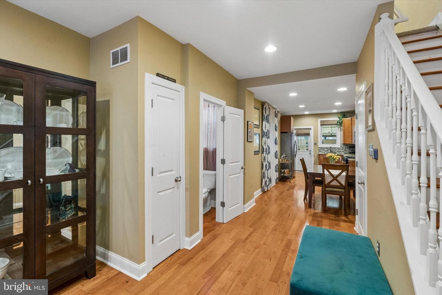 912 Jackson Street photo 6