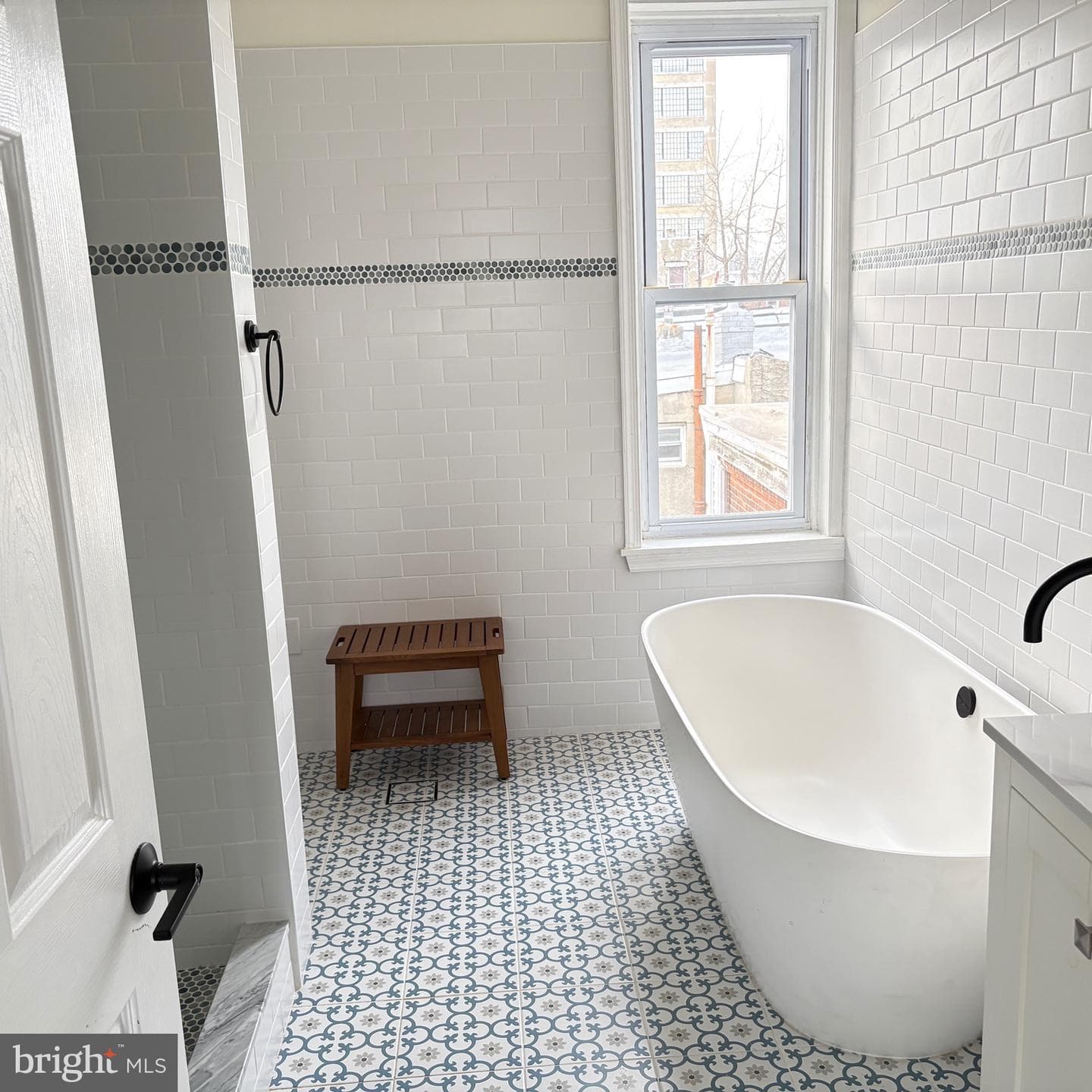 1412 N 4th Street N photo 23