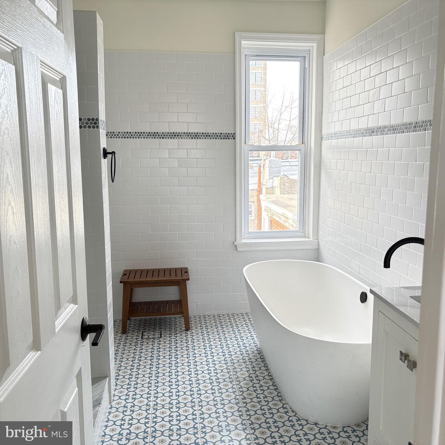 1412 N 4th Street N photo 26