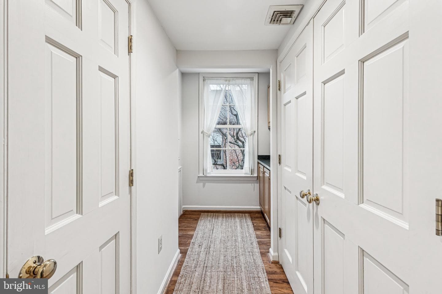 1 Blackwell Place photo 16