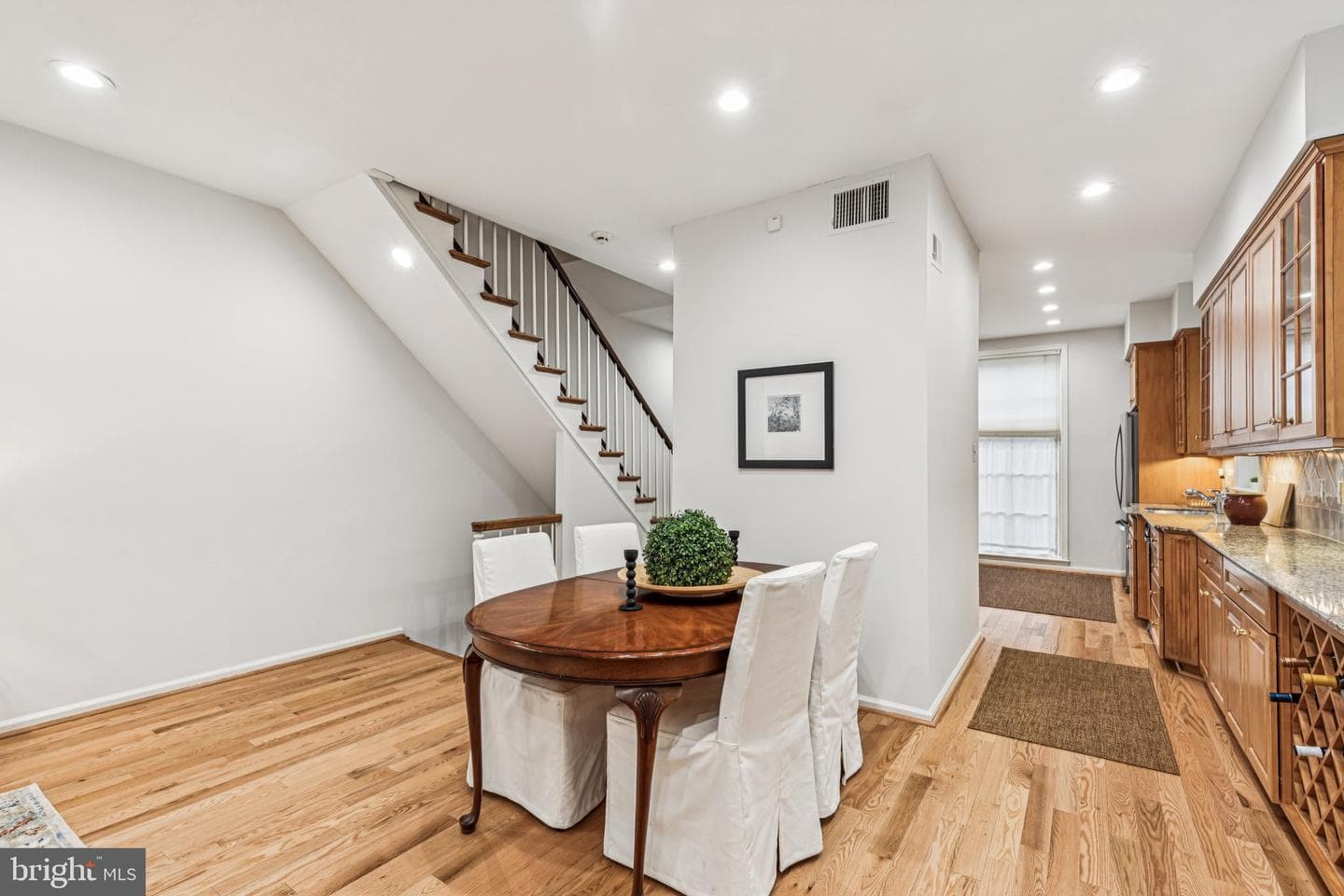 1 Blackwell Place photo 8