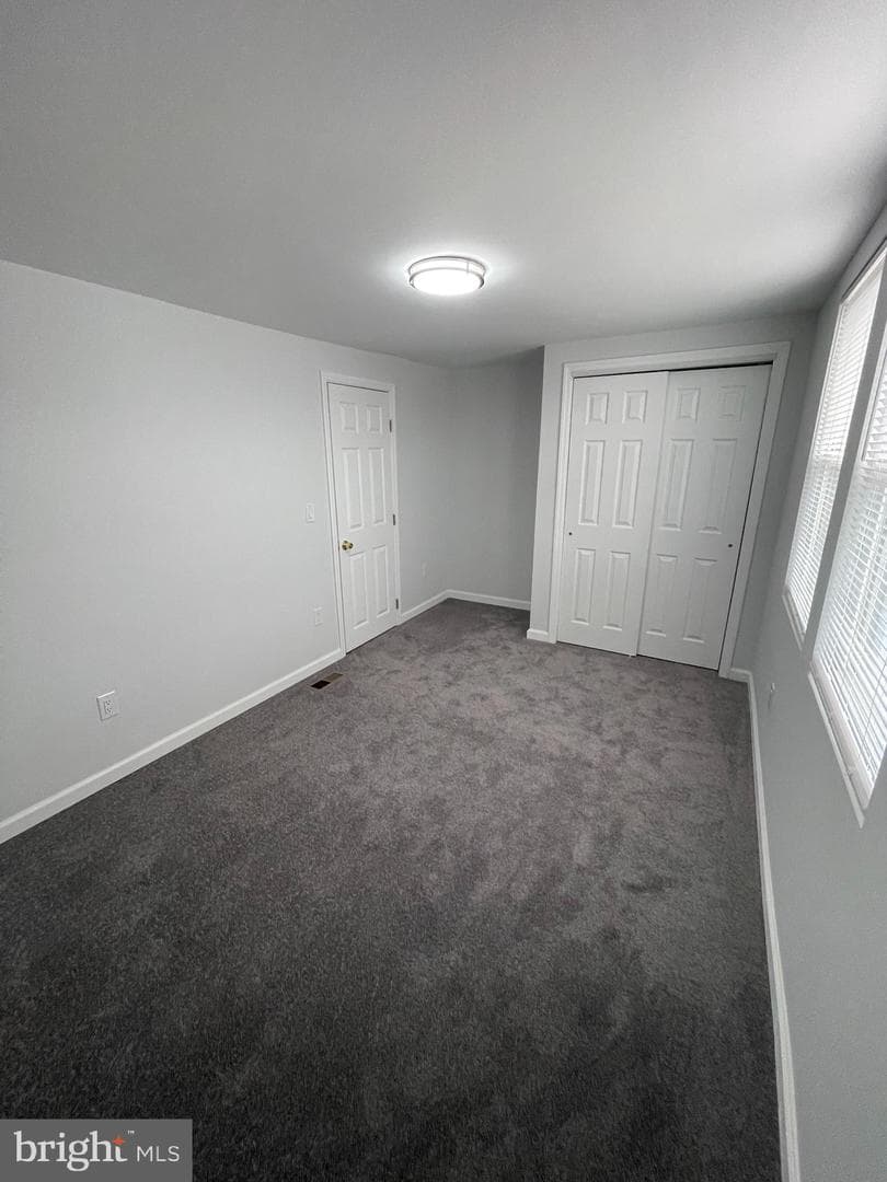 2085 Simon Street photo 18