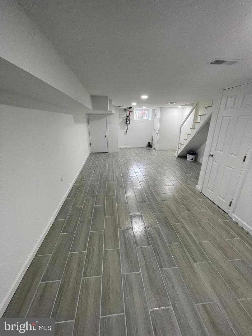 2085 Simon Street photo 20
