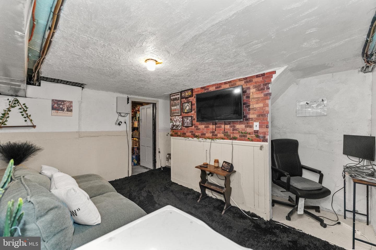 431 Shurs Lane photo 19