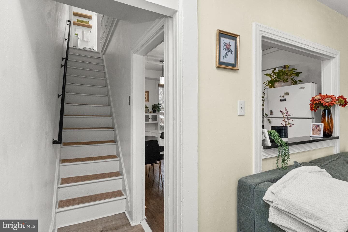 431 Shurs Lane photo 9