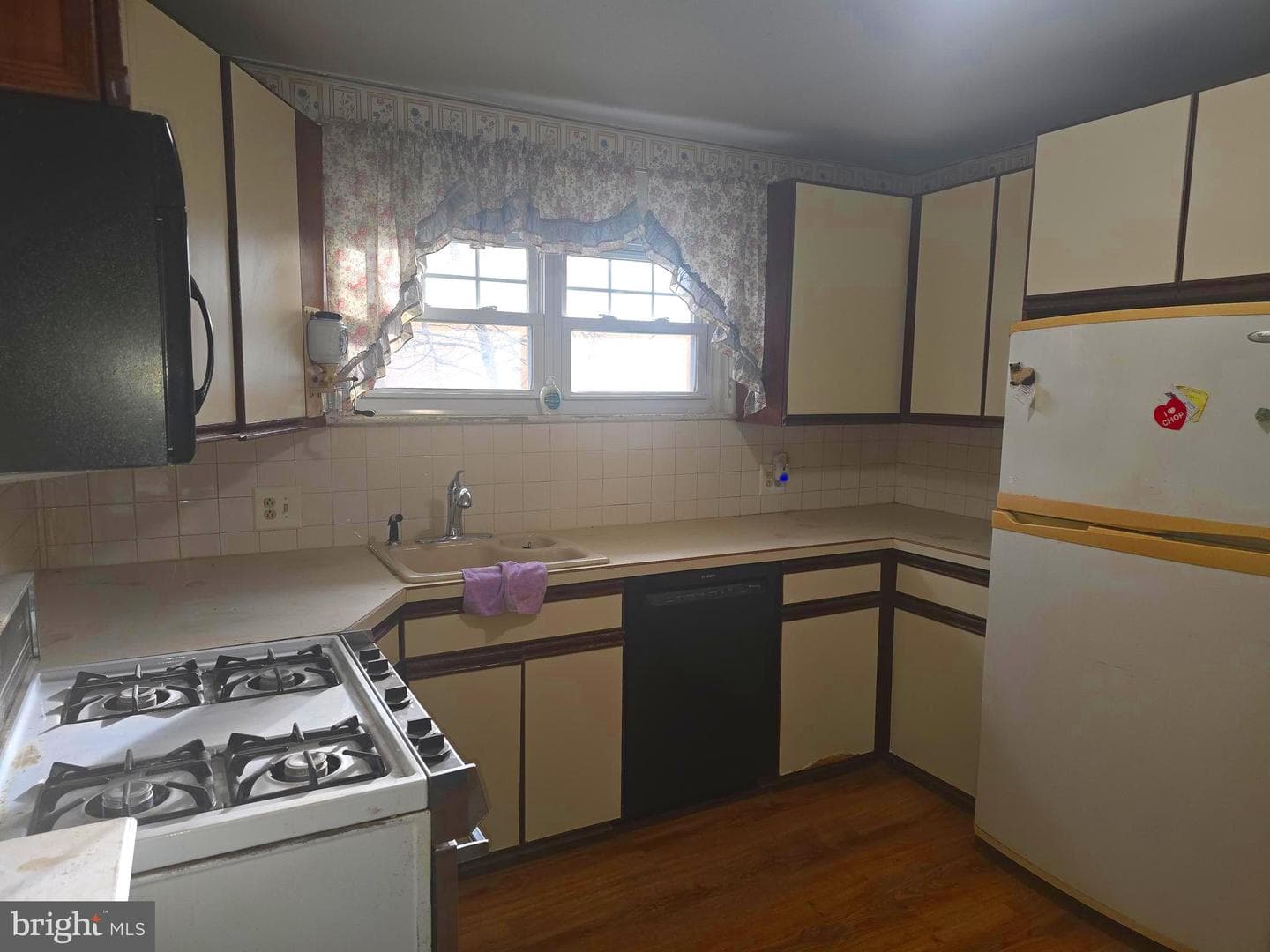 4428 Sherwood Road photo 7