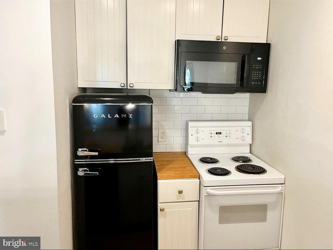 2110 South Street #4 photo 8