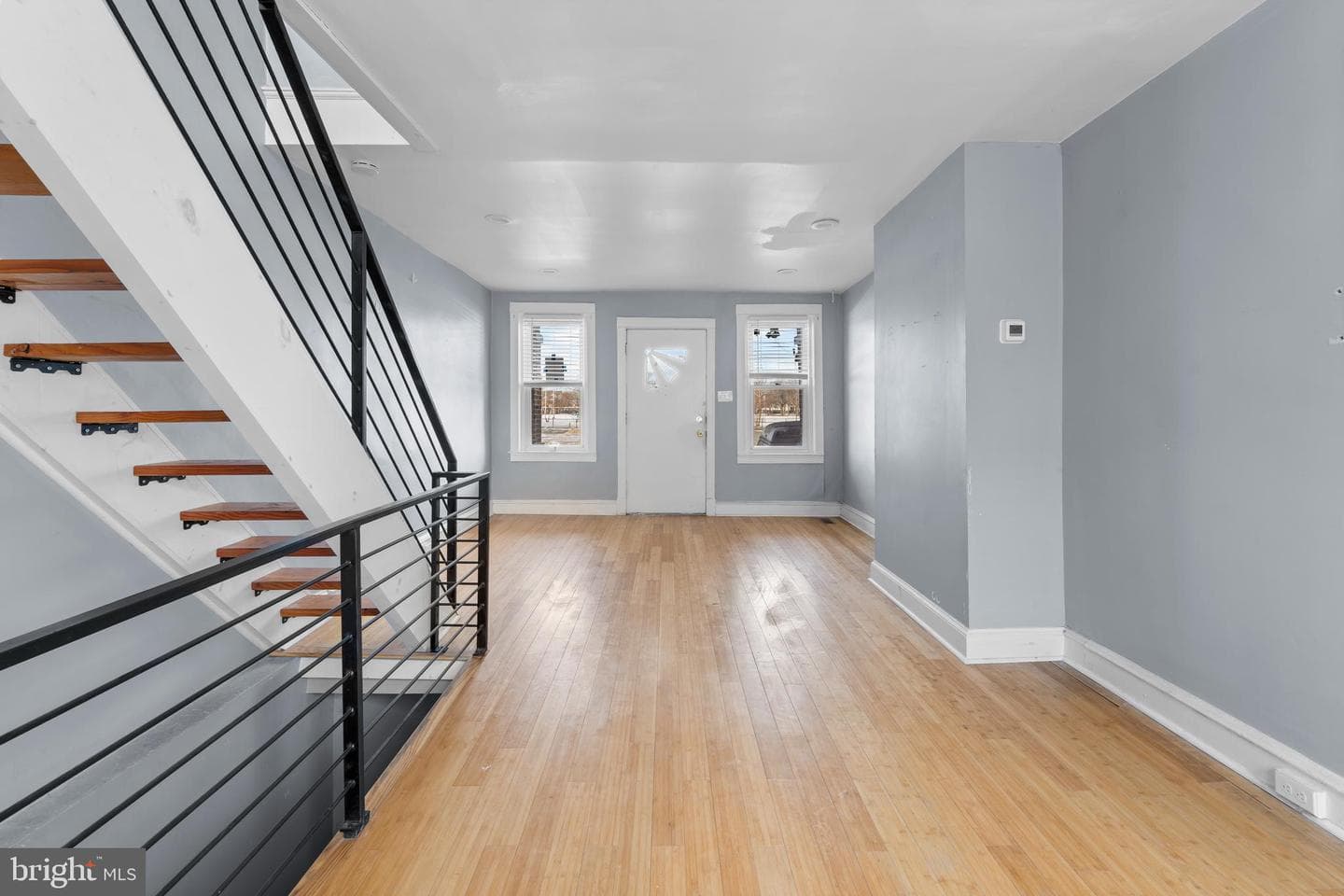1629 S Dover Street photo 10