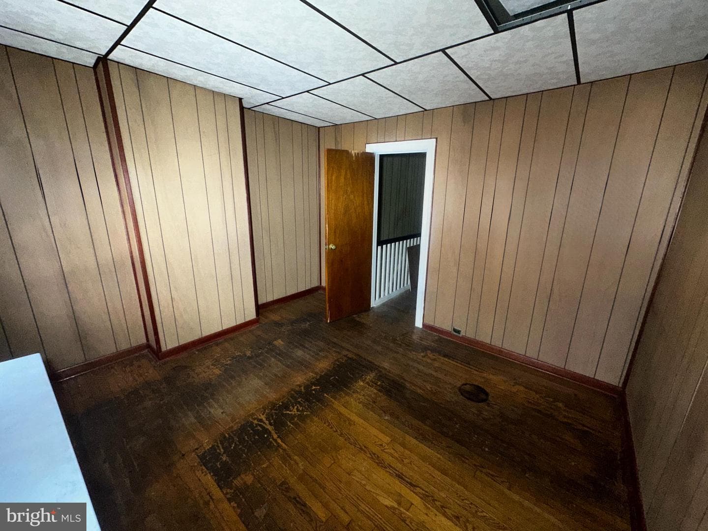 4711 Worth St photo 13