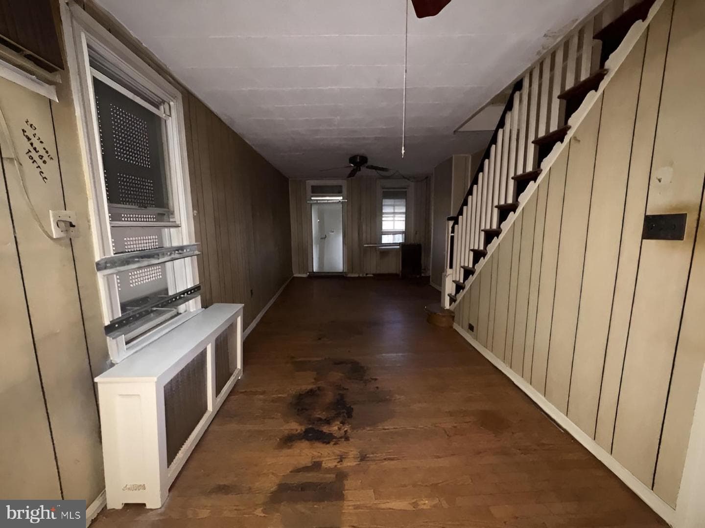 4711 Worth St photo 6
