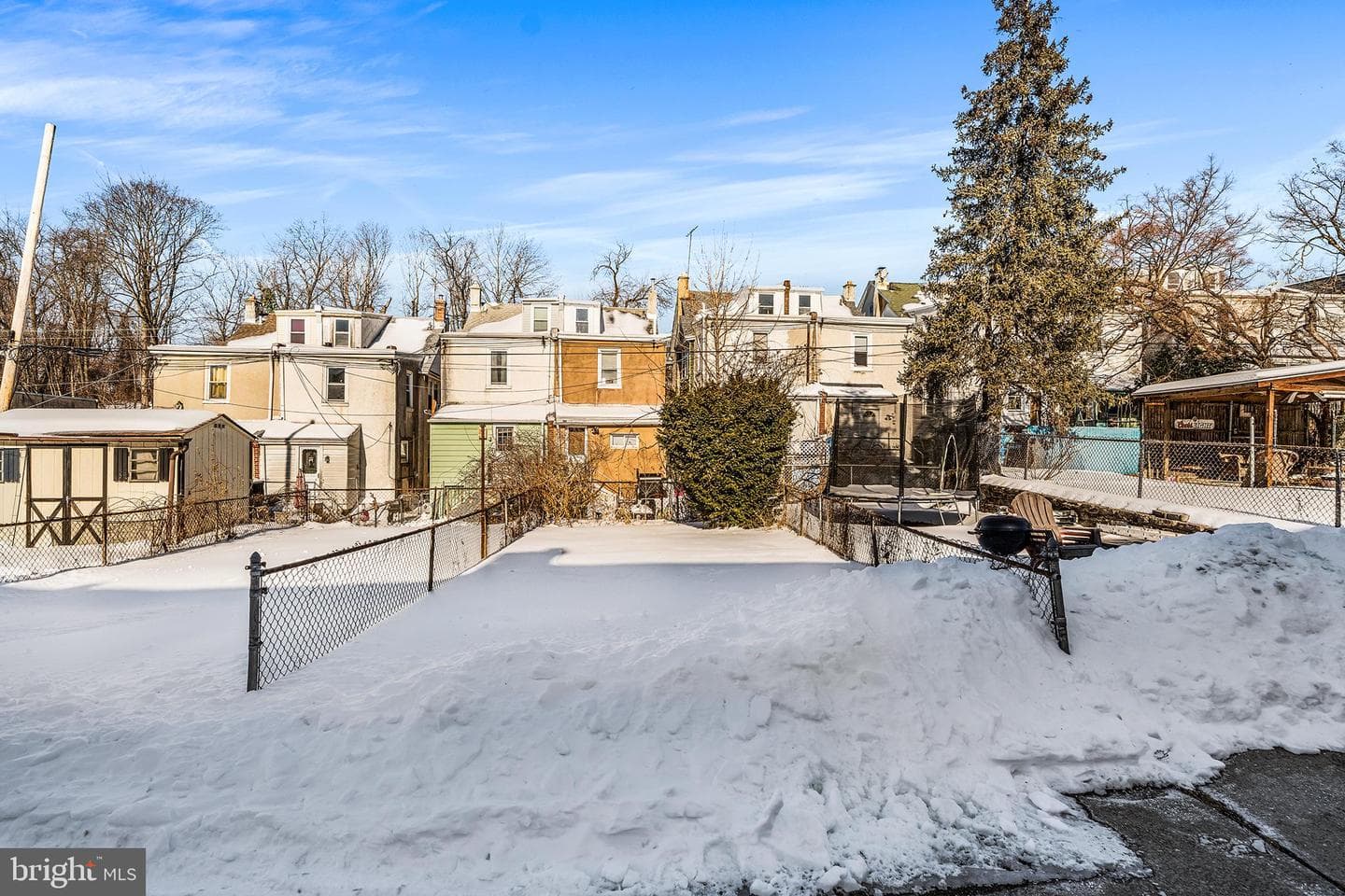 354 Krams Avenue photo 31