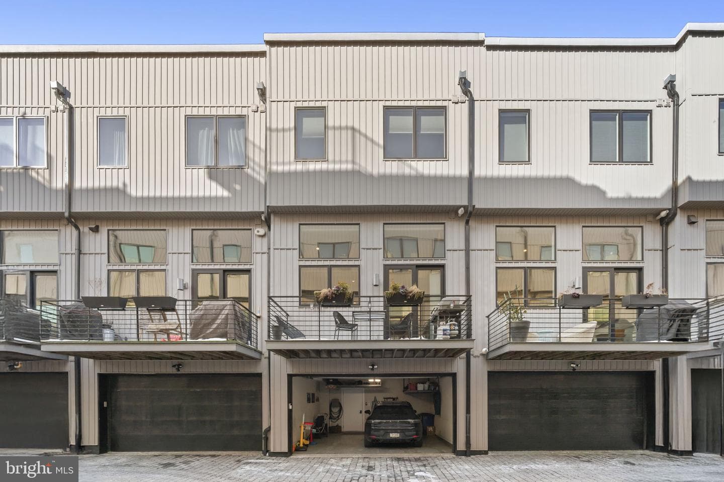 819 N Orkney Street photo 64