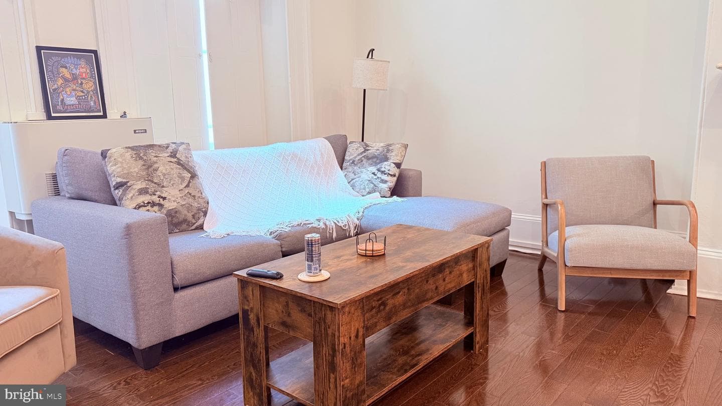 1016 Spruce Street #1r photo 5