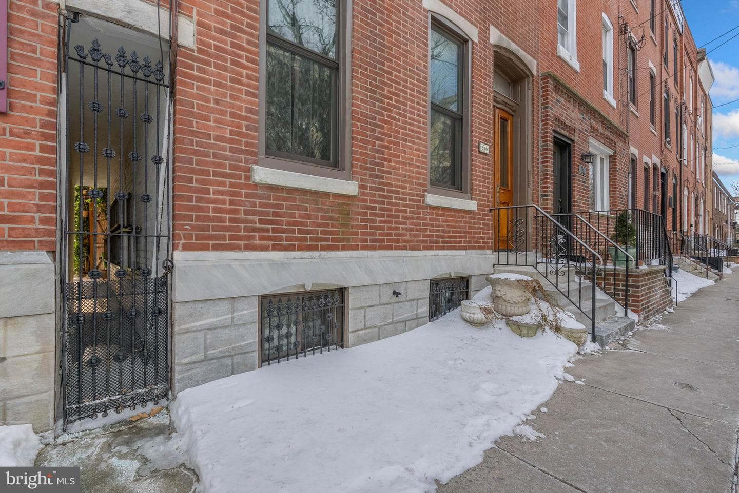 230 Morris Street photo 3