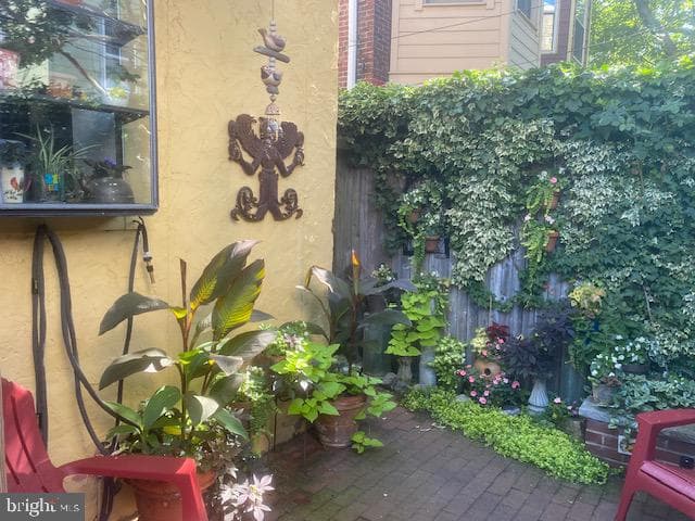 230 Morris Street photo 32