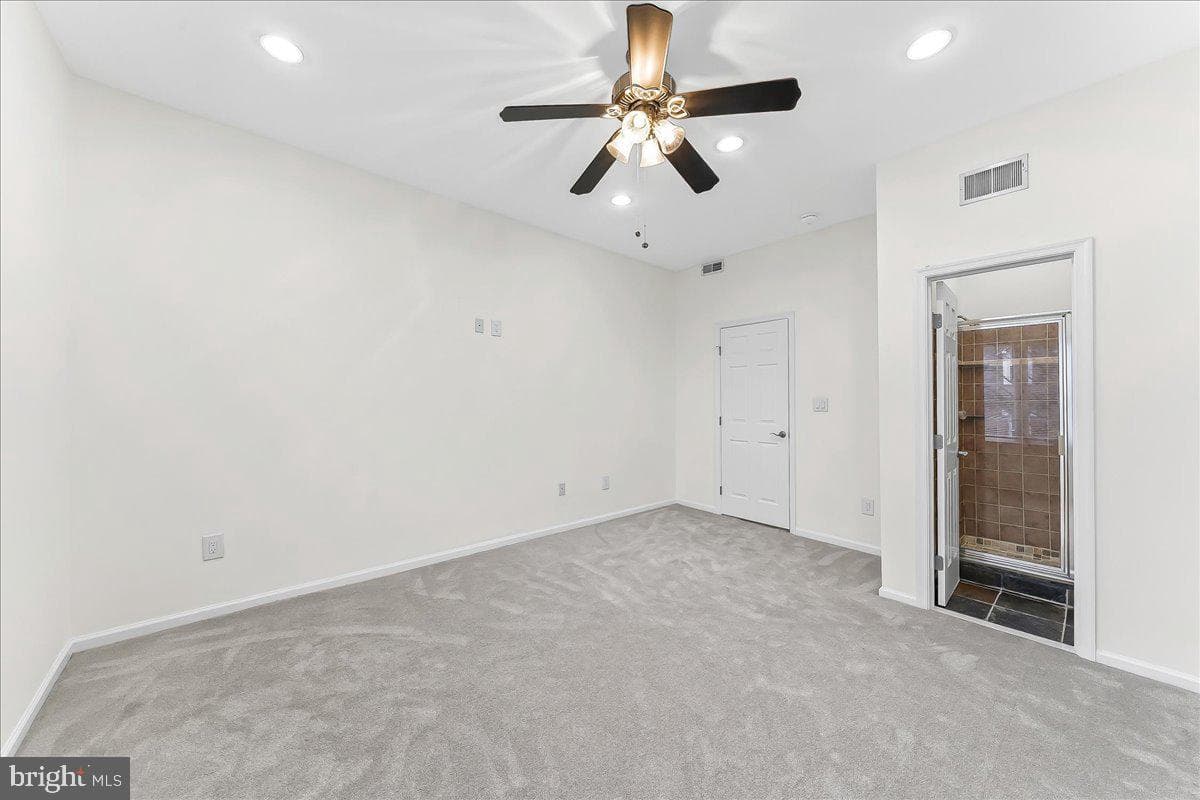 3987 Terrace Street photo 20