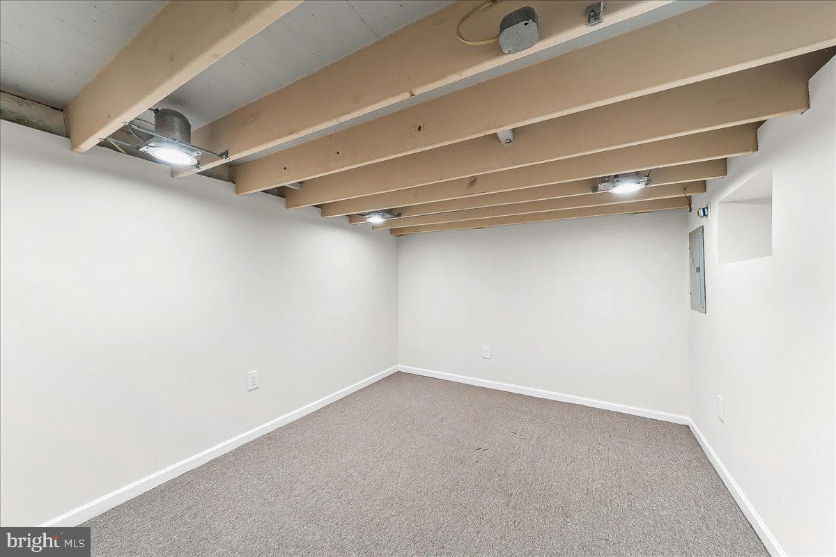 3987 Terrace Street photo 27