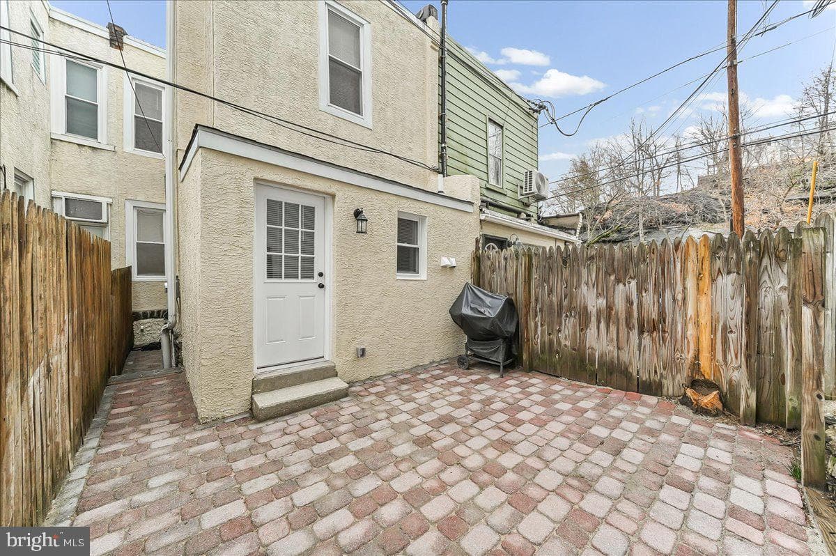 3987 Terrace Street photo 30