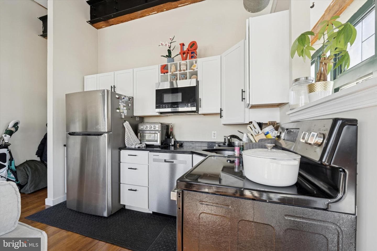 1010 Arch Street #807 photo 8