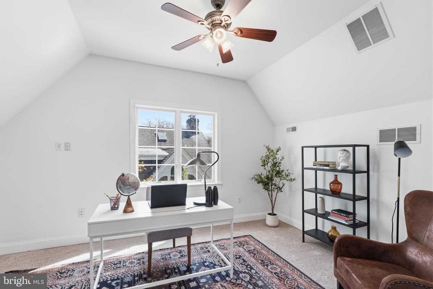 6622 Lincoln Drive photo 37