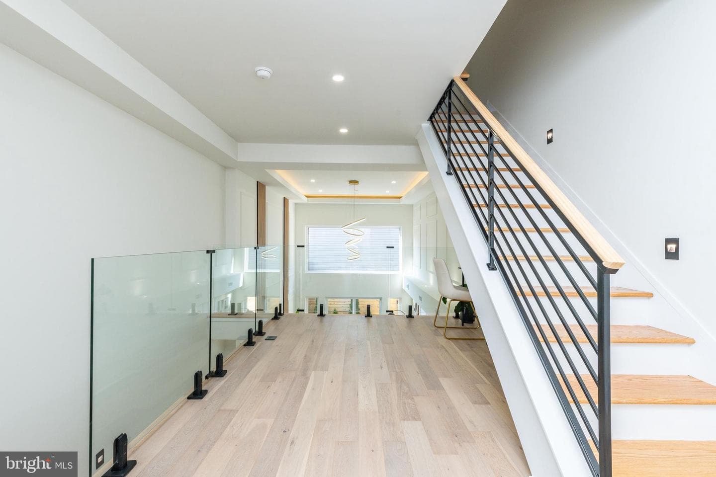 2510 Sepviva Street photo 14