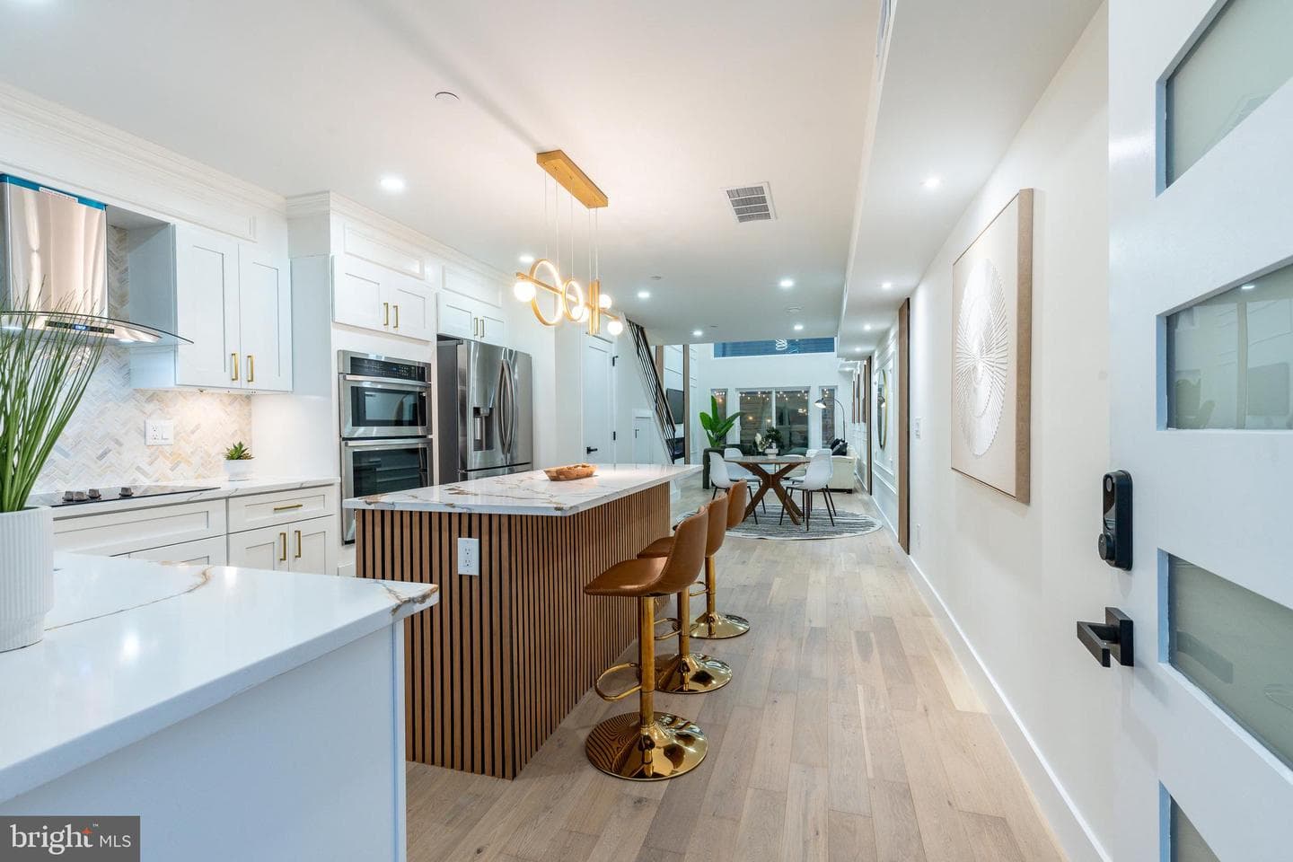2510 Sepviva Street photo 22