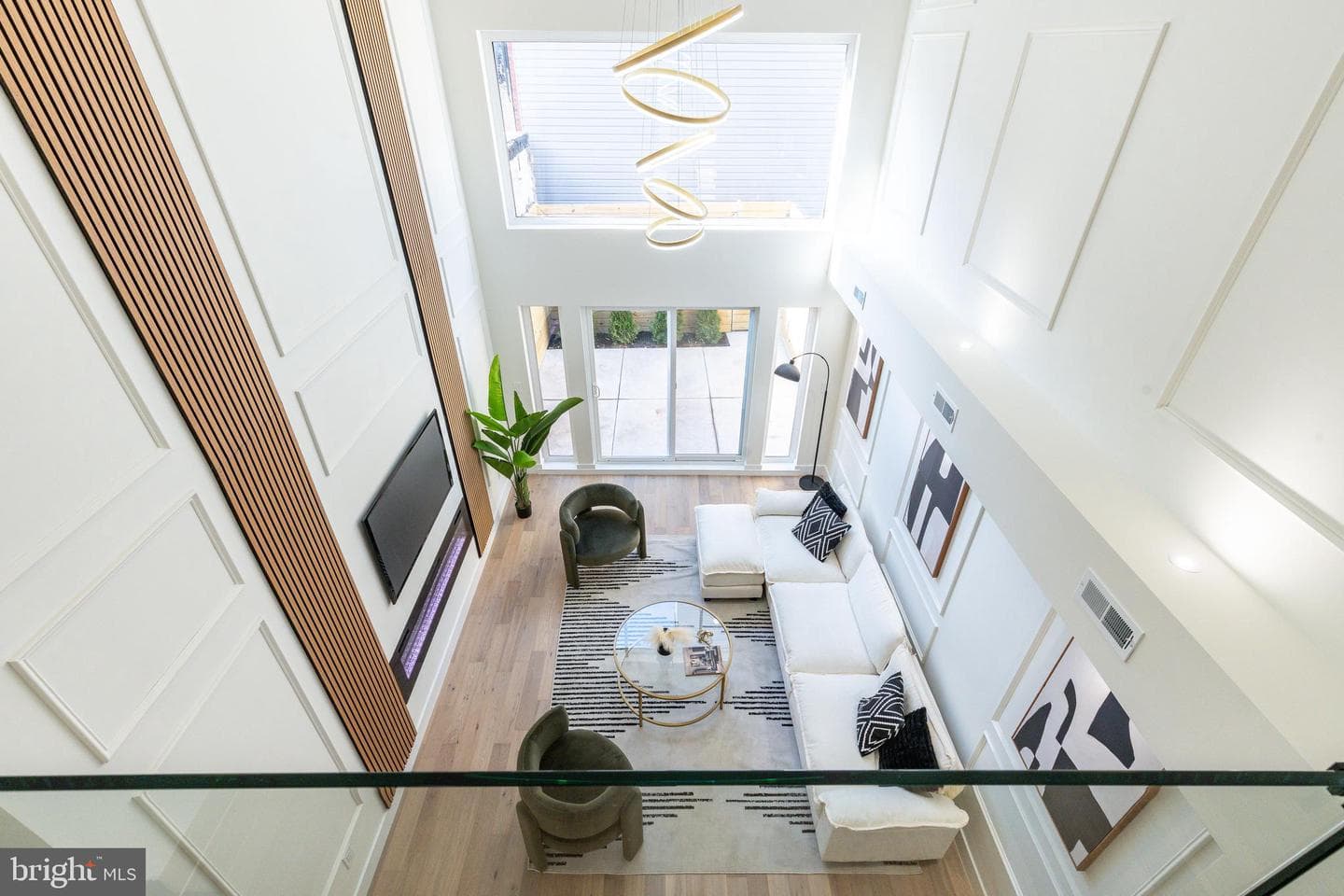2510 Sepviva Street photo 7