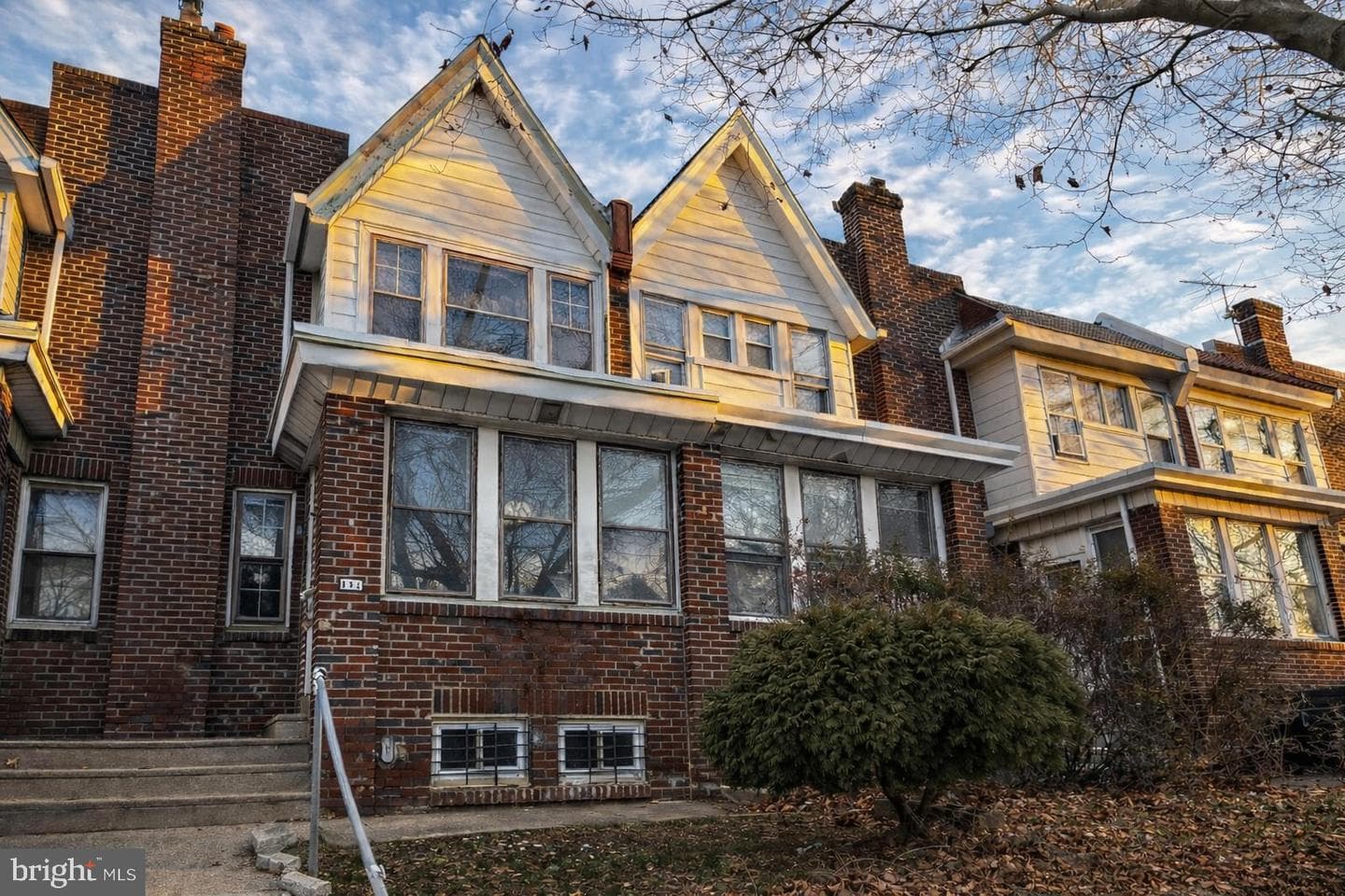 111 W Grange Avenue photo 1