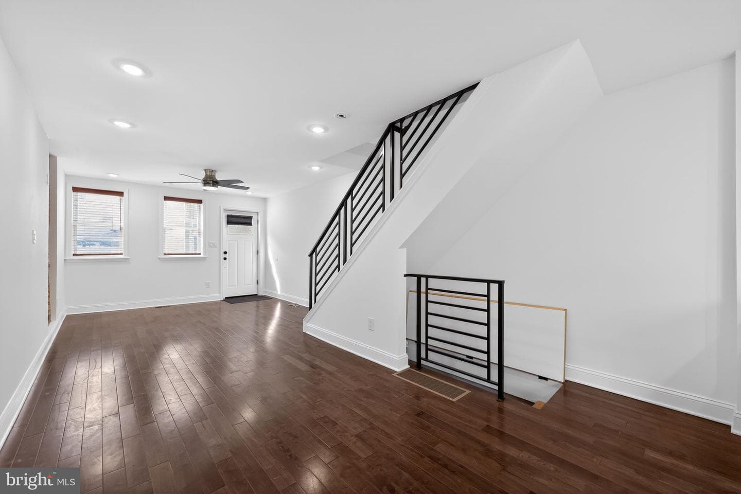 103 Mcclellan Street photo 17