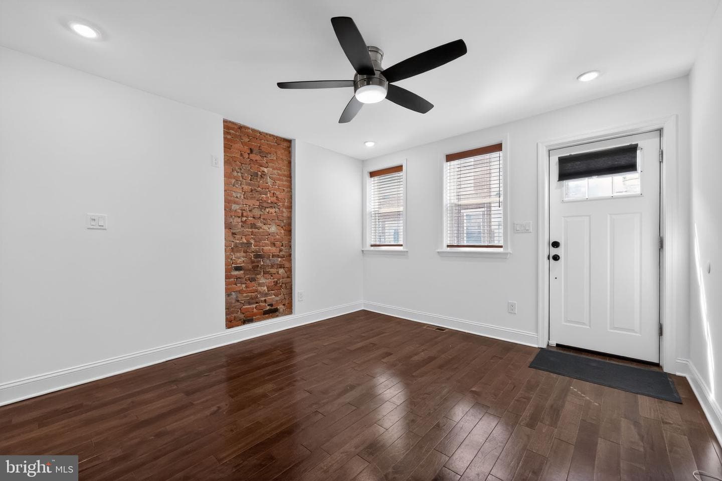 103 Mcclellan Street photo 4