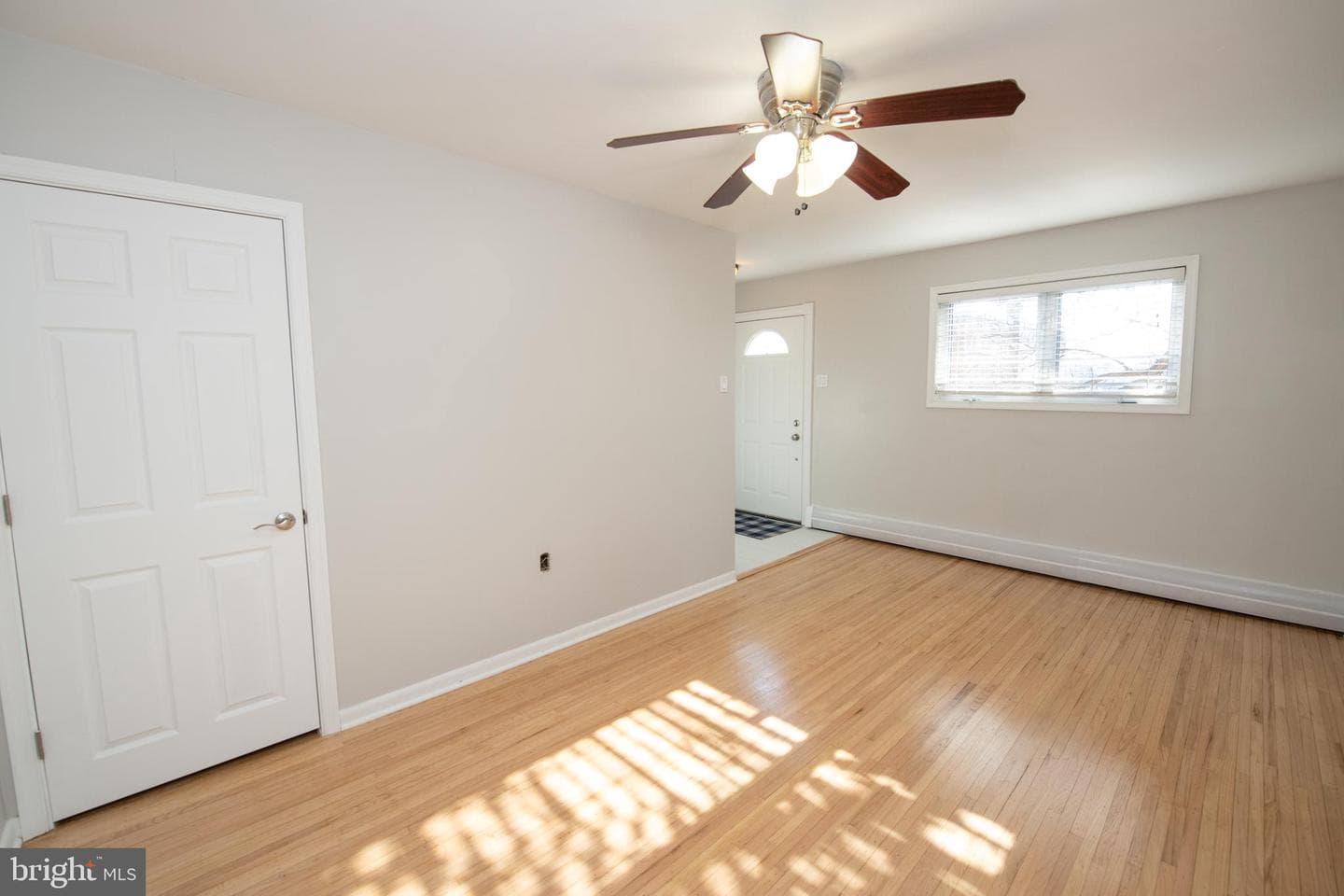 1018 Hoffnagle Place photo 10